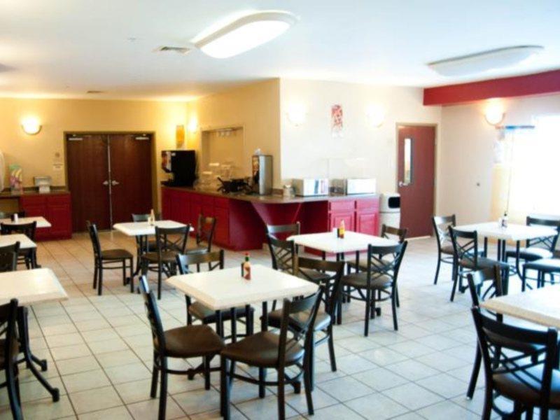 Quality Inn & Suites Airport Austin Bagian luar foto