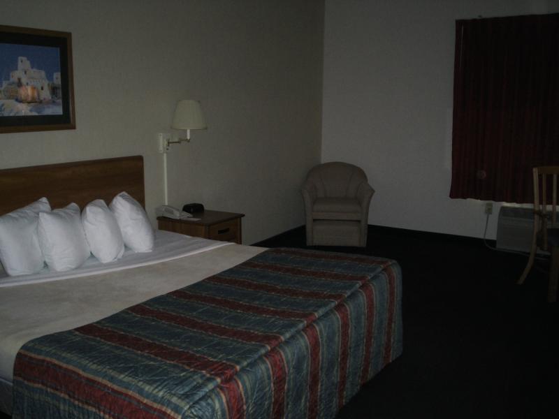 Quality Inn & Suites Airport Austin Bagian luar foto